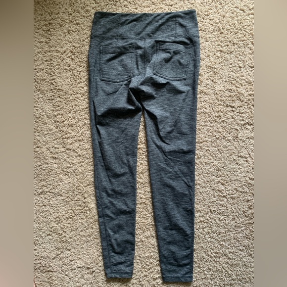 Grey Athleta Leggings, Size M - Picture 10 of 15